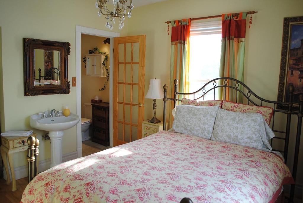 Auberge Marquis De Montcalm Sherbrooke Phòng bức ảnh