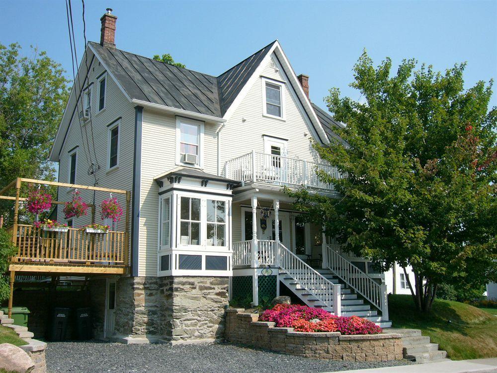 Auberge Marquis De Montcalm Sherbrooke Ngoại thất bức ảnh